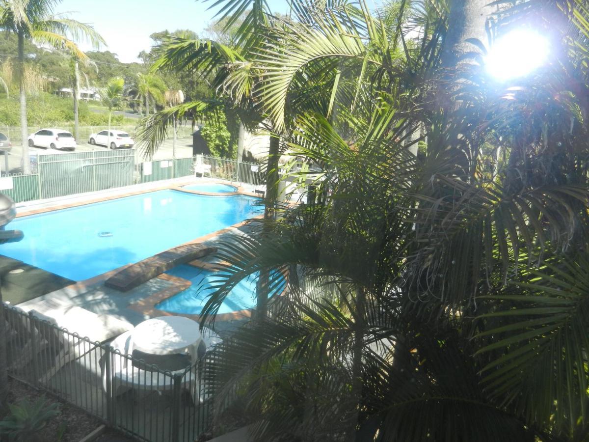 Hotel Oceanside Hawks Nest Extérieur photo