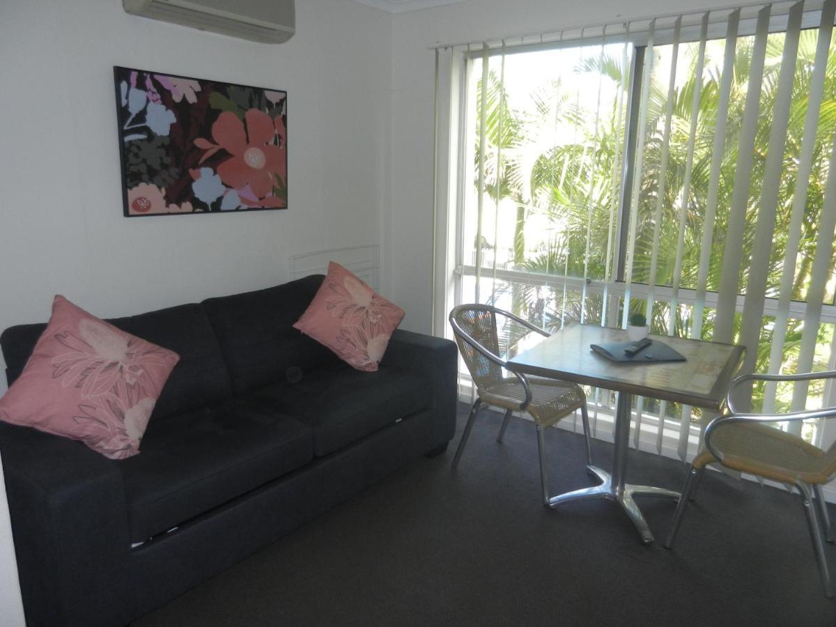Hotel Oceanside Hawks Nest Extérieur photo